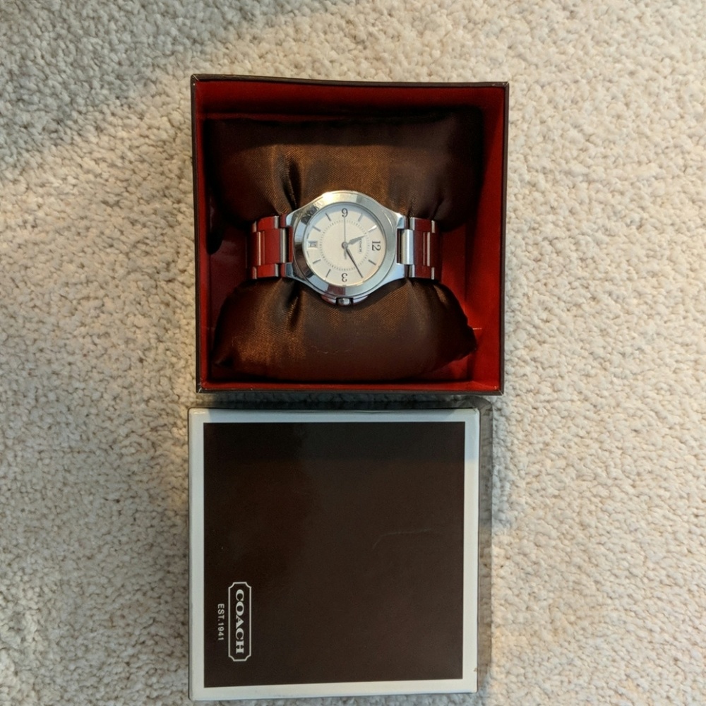 Coach watch - Picture 1 of 2